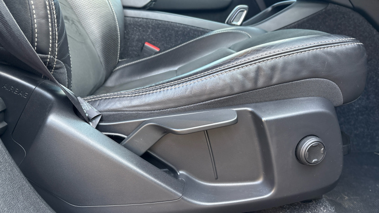 Volvo Xc40 1.5 T3 [163] R DESIGN 5dr Geartronic Petrol Estate